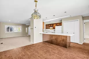 1579 E 5975 S, Salt Lake City, UT 84121 - Photo 8