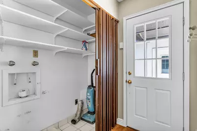 1579 E 5975 S, Salt Lake City, UT 84121 - Photo 14