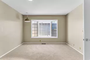 1579 E 5975 S, Salt Lake City, UT 84121 - Photo 16