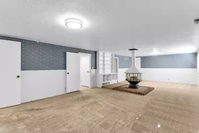 1579 E 5975 S, Salt Lake City, UT 84121 - Photo 22