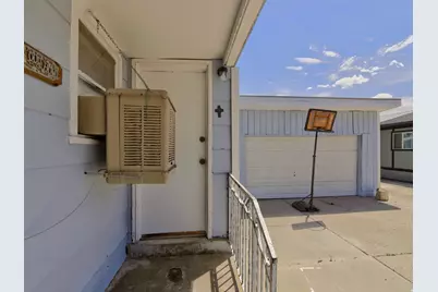 785 S 400 E, Price, UT 84501 - Photo 40