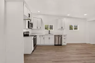 785 S 400 E, Price, UT 84501 - Photo 4