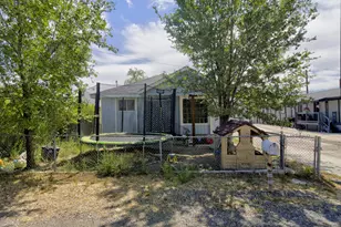 785 S 400 E, Price, UT 84501 - Photo 32