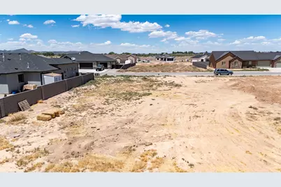 3793 W 925 St N #13, Cedar City, UT 84721 - Photo 2