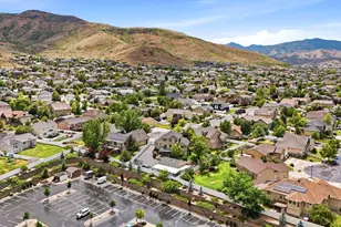 5668 W Tuscan Rose Cir S, Herriman, UT 84096 - Photo 6