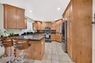 5668 W Tuscan Rose Cir S, Herriman, UT 84096 - Photo 20