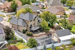 5668 W Tuscan Rose Cir S, Herriman, UT 84096 - Photo 6