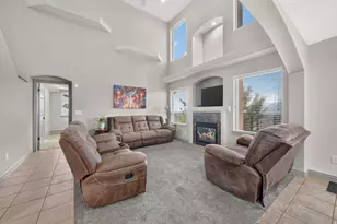 5668 W Tuscan Rose Cir S, Herriman, UT 84096 - Photo 14