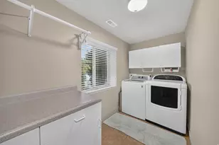 5668 W Tuscan Rose Cir S, Herriman, UT 84096 - Photo 36