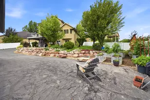 5668 W Tuscan Rose Cir S, Herriman, UT 84096 - Photo 42