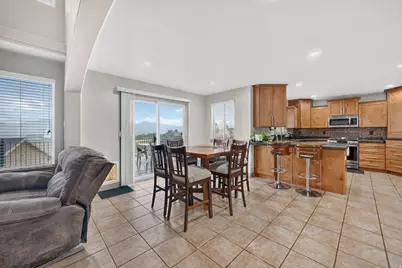 5668 W Tuscan Rose Cir S, Herriman, UT 84096 - Photo 16
