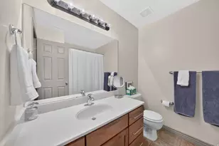 5668 W Tuscan Rose Cir S, Herriman, UT 84096 - Photo 32