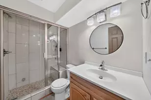 5668 W Tuscan Rose Cir S, Herriman, UT 84096 - Photo 38