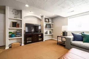 1292 W 2050 S, Woods Cross, UT 84087 - Photo 22