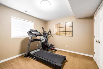 1292 W 2050 S, Woods Cross, UT 84087 - Photo 22