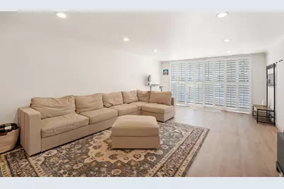 939 S Donner Way #101, Salt Lake City, UT 84108 - Photo 2
