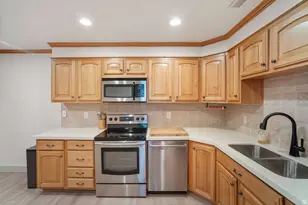 939 S Donner Way, Salt Lake City, UT 84108 - Photo 4