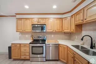 939 S Donner Way, Salt Lake City, UT 84108 - Photo 6