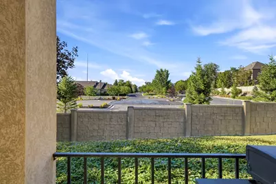 1043 E Mach Schnell Dr, Sandy, UT 84094 - Photo 48