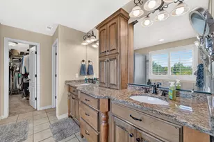 1043 E Mach Schnell Dr, Sandy, UT 84094 - Photo 24