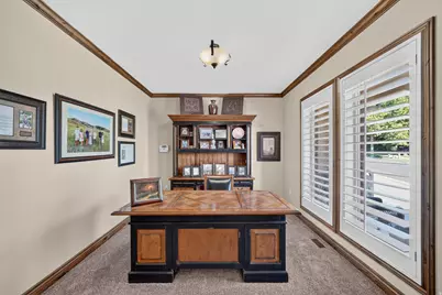 1043 E Mach Schnell Dr, Sandy, UT 84094 - Photo 10