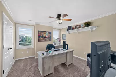 1043 E Mach Schnell Dr, Sandy, UT 84094 - Photo 30