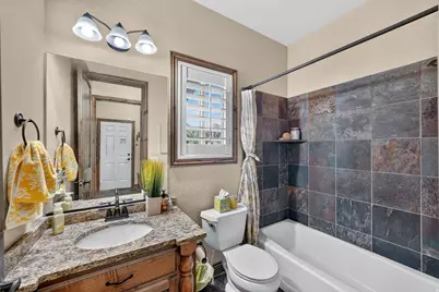 1043 E Mach Schnell Dr, Sandy, UT 84094 - Photo 18