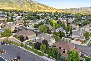 1043 E Mach Schnell Dr, Sandy, UT 84094 - Photo 4