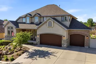 1043 E Mach Schnell Dr, Sandy, UT 84094 - Photo 2