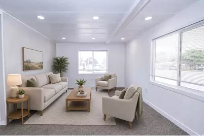 2600 N Hill Field Rd #5, Layton, UT 84041 - Photo 4