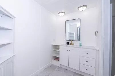 2600 N Hill Field Rd #5, Layton, UT 84041 - Photo 14