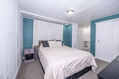 2600 N Hill Field Rd #5, Layton, UT 84041 - Photo 14
