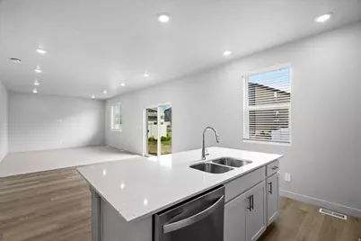 3516 N Hannah St #1612, Eagle Mountain, UT 84005 - Photo 16