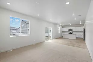3516 N Hannah St, Eagle Mountain, UT 84005 - Photo 14