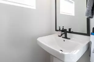 620 N Orch Dr, North Salt Lake, UT 84010 - Photo 8