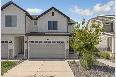 1786 E Eagle View Ln, Eagle Mountain, UT 84005 - Photo 1