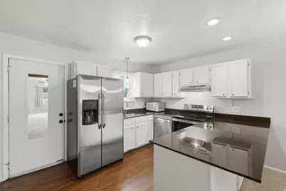 2854 S Brookway Dr W, West Valley, UT 84119 - Photo 4