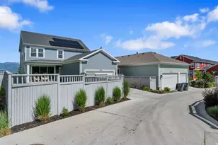 11232 S Willow Walk Dr, South Jordan, UT 84009 - Photo 34