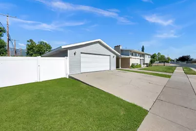 6117 S Glen Oaks St, Murray, UT 84107 - Photo 4