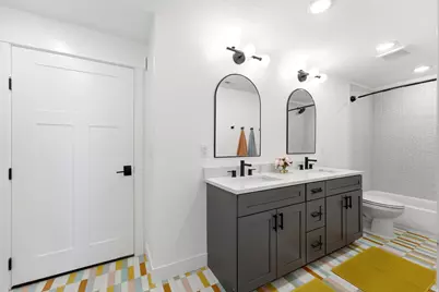 106 S 1800 E, Layton, UT 84040 - Photo 64