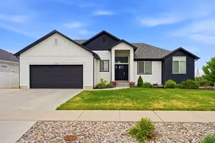 106 S 1800 E, Layton, UT 84040 - Photo 2
