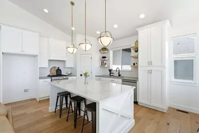106 S 1800 E, Layton, UT 84040 - Photo 16