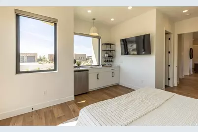 1335 W Shinnecock Cir, Saint George, UT 84770 - Photo 10