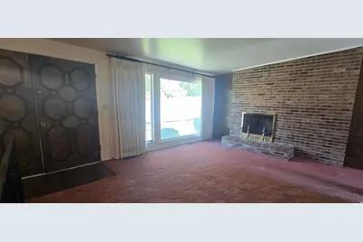 4527 S Tanglewood Dr, Holladay, UT 84117 - Photo 4