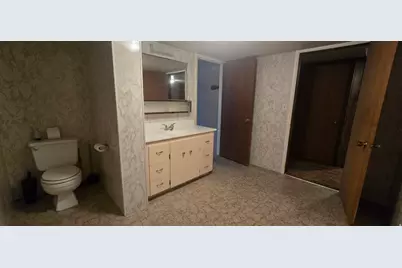 4527 S Tanglewood Dr, Holladay, UT 84117 - Photo 24