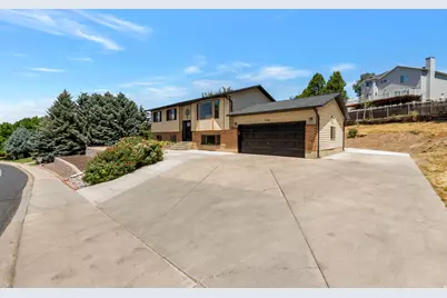 4336 W Cedar Hills Dr, Cedar Hills, UT 84062 - Photo 2