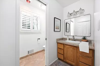 6175 Woodland Dr, Ogden, UT 84403 - Photo 12