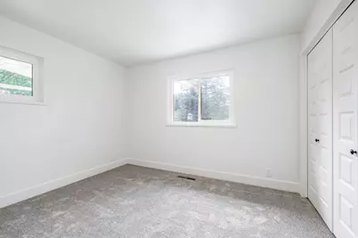 348 E 300 N, Centerville, UT 84014 - Photo 16