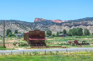 511 N Main St, Tropic, UT 84776 - Photo 1