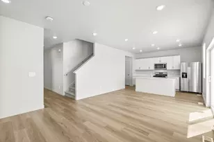 888 E Eden St, Eagle Mountain, UT 84005 - Photo 8